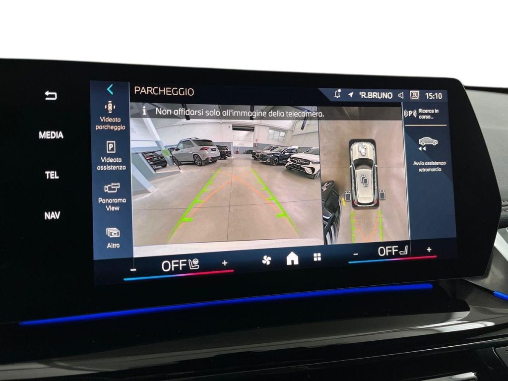 BMW iX1 xDrive 30 Msport - 12