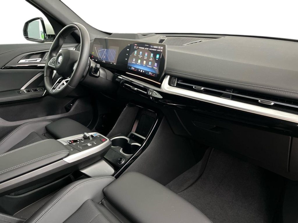 BMW iX1 xDrive 30 Msport - 15