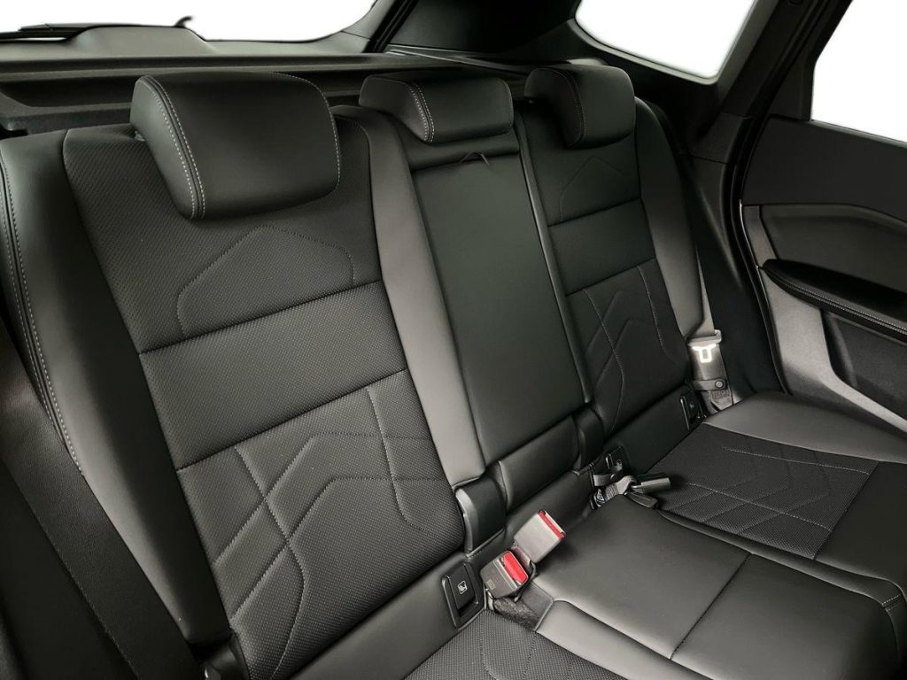 BMW iX1 xDrive 30 Msport - 16