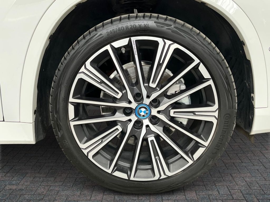 BMW iX1 xDrive 30 Msport - 7