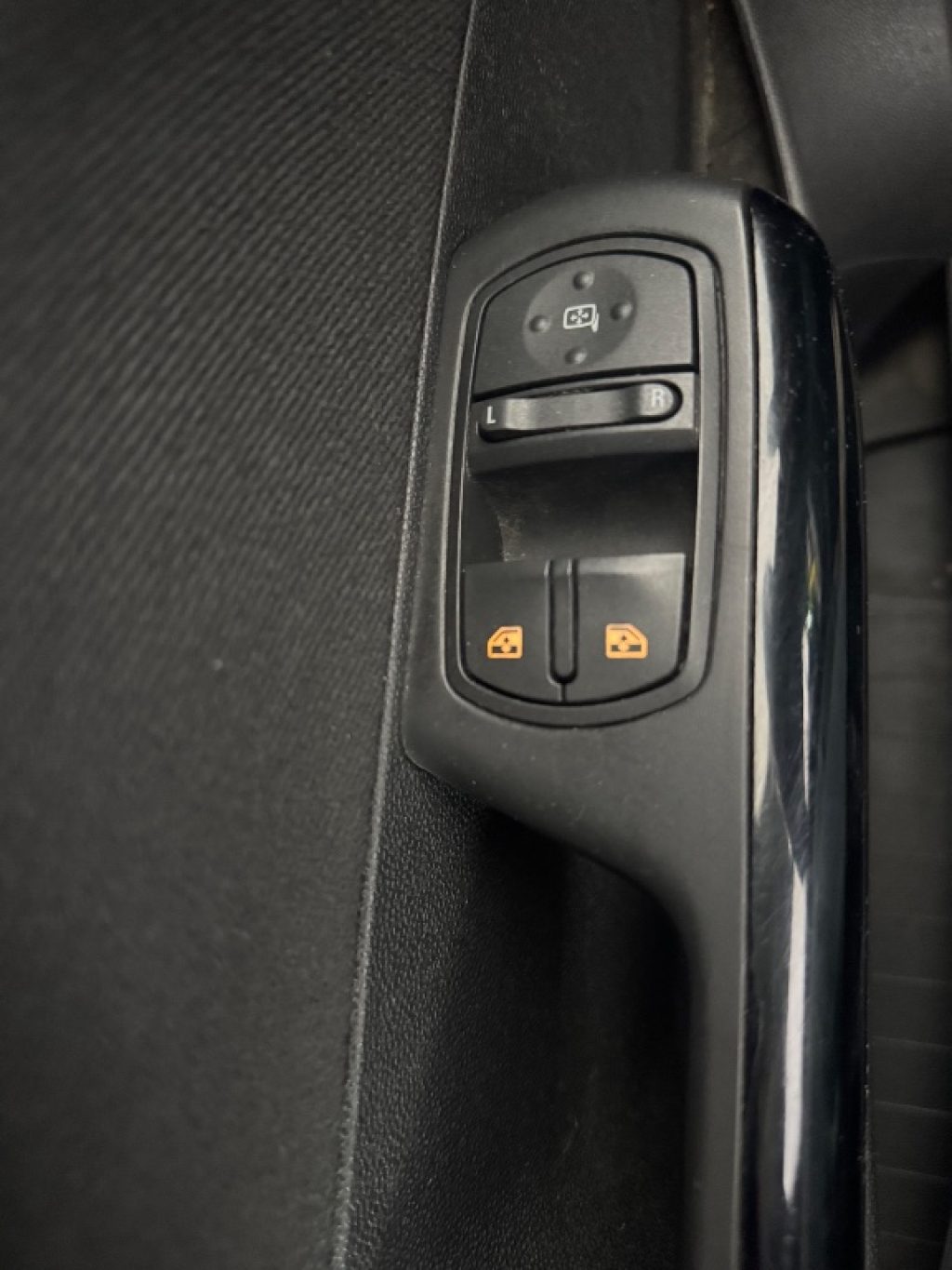 OPEL Corsa 1.2 5. porte Cosmo. - 12