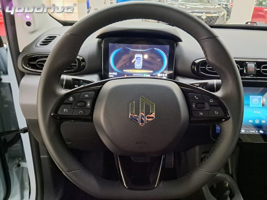 LEAPMOTOR T03 70kW KM0 - 11