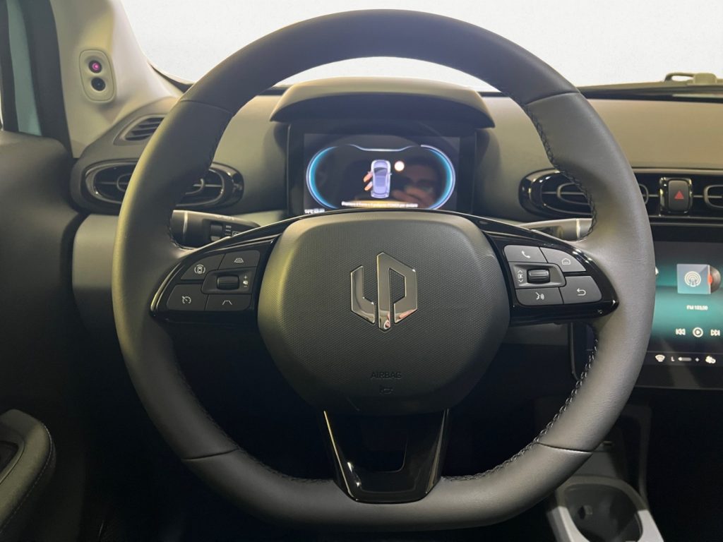 LEAPMOTOR T03 70kW KM0 - 12