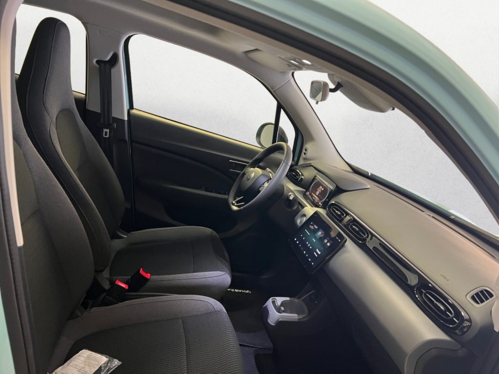 LEAPMOTOR T03 70kW KM0 - 15