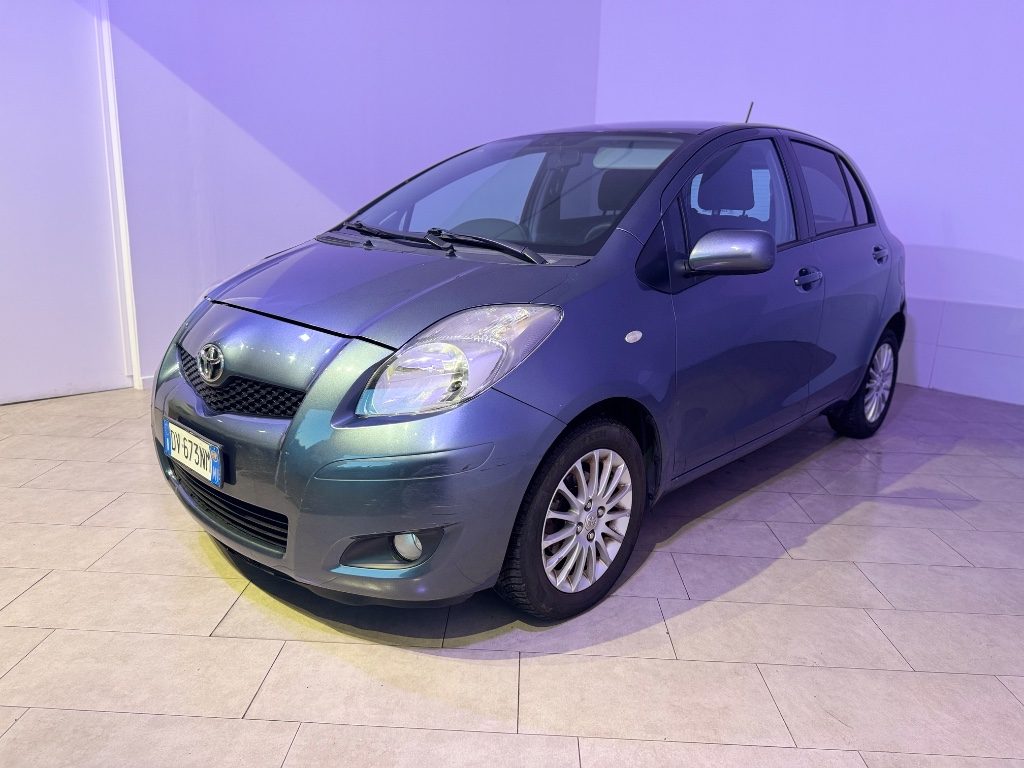 TOYOTA Yaris 1.3 5 porte M-MT S - 3