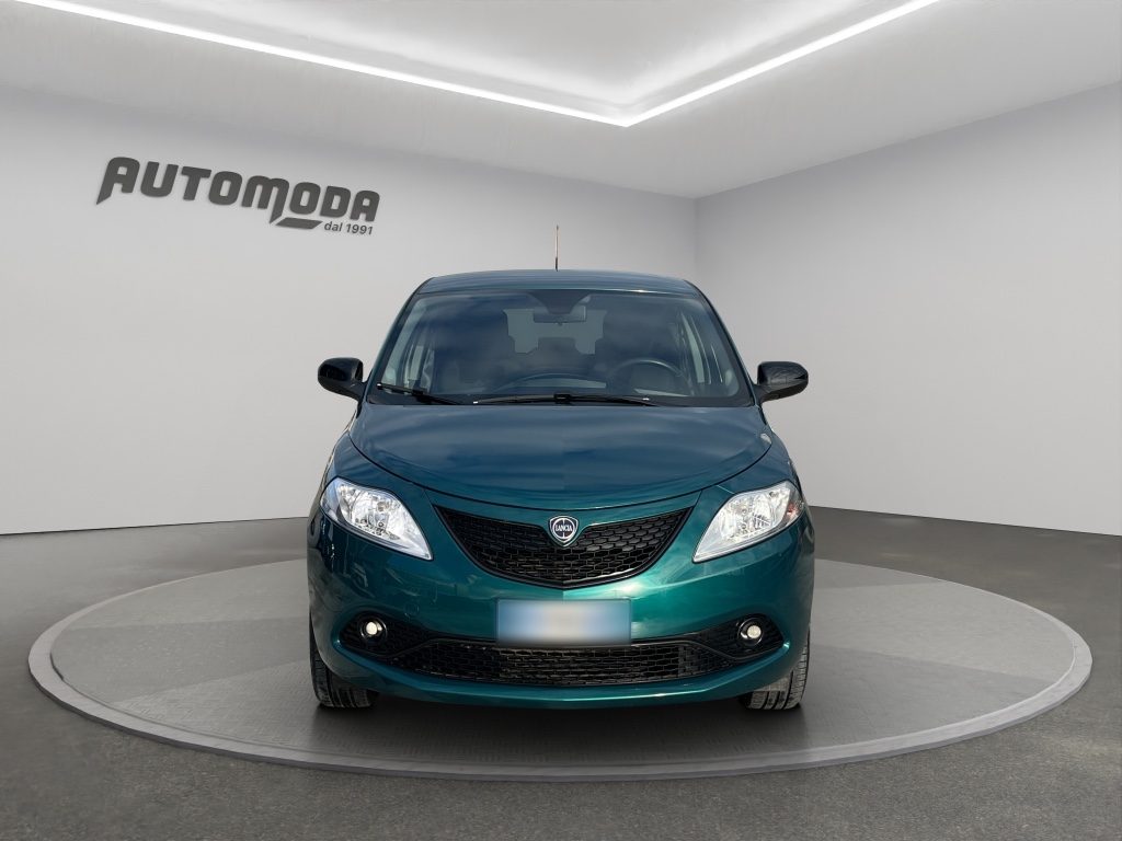 LANCIA Ypsilon 1.2 69 CV GPL Ecochic Gold - 2