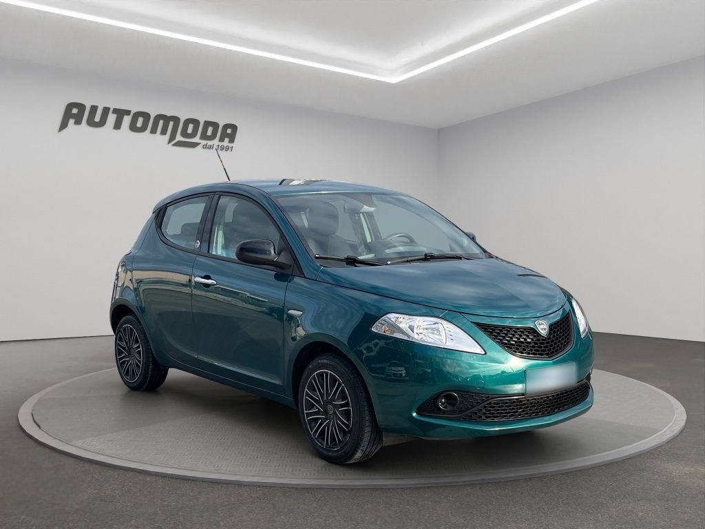 LANCIA Ypsilon 1.2 69 CV GPL Ecochic Gold - 3