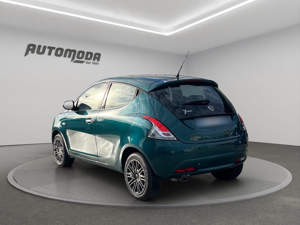 LANCIA Ypsilon 1.2 69 CV GPL Ecochic Gold - 6