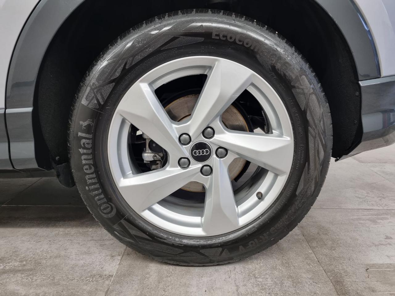 AUDI Q3 35 TDI S tronic Business Advanced - 15