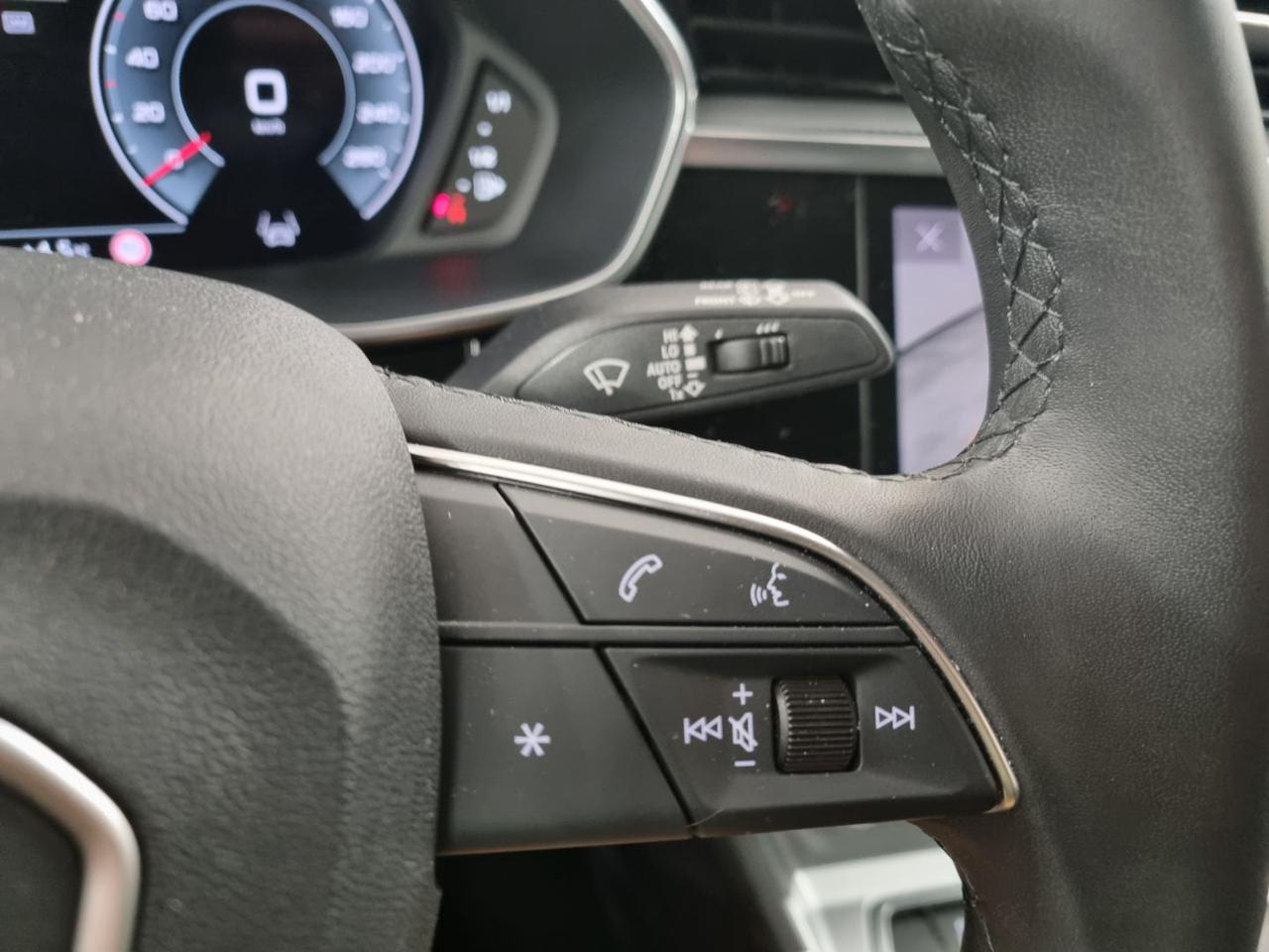 AUDI Q3 35 TDI S tronic Business Advanced - 14