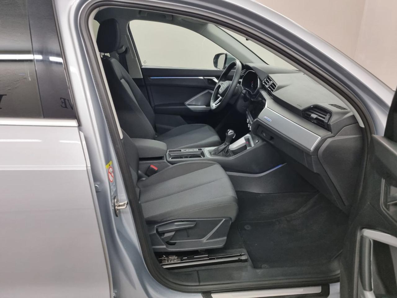 AUDI Q3 35 TDI S tronic Business Advanced - 10