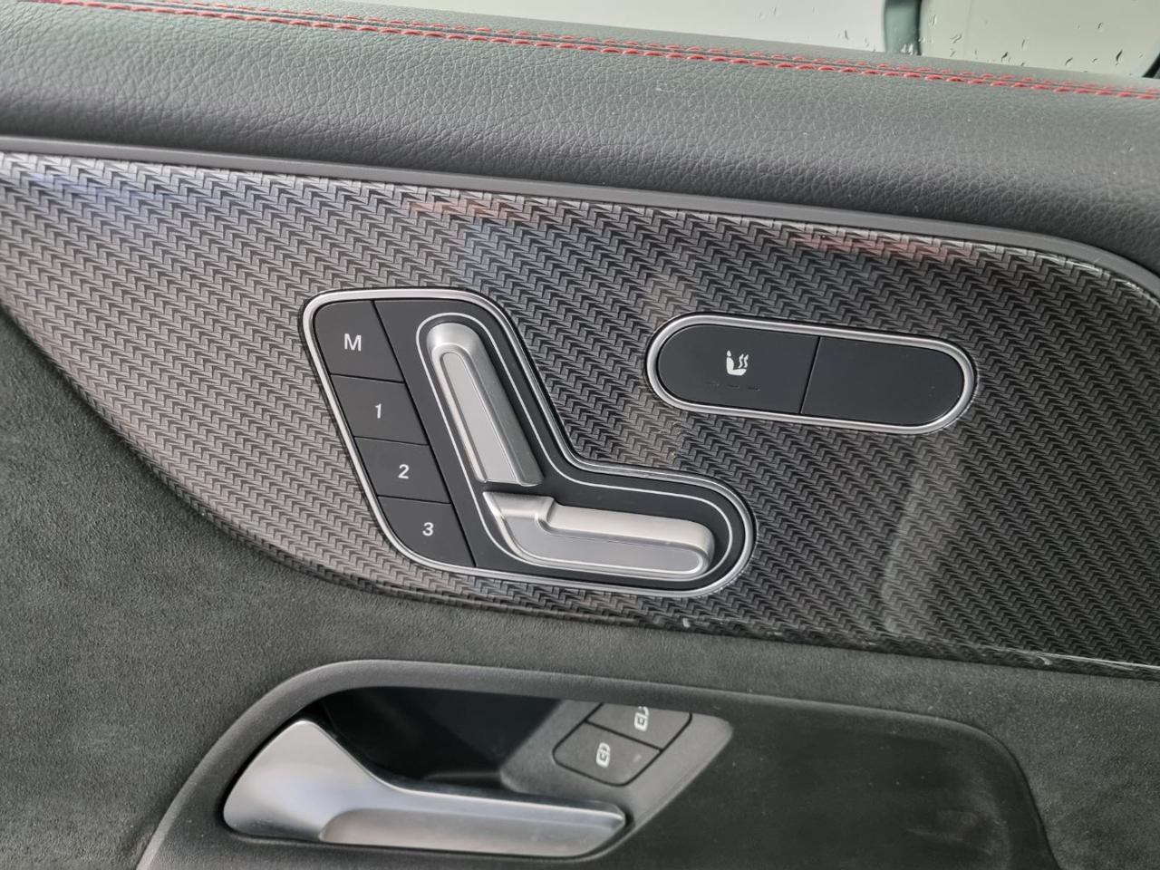 MERCEDES-BENZ GLB 250 Automatic 4Matic Premium Pack AMG - 12