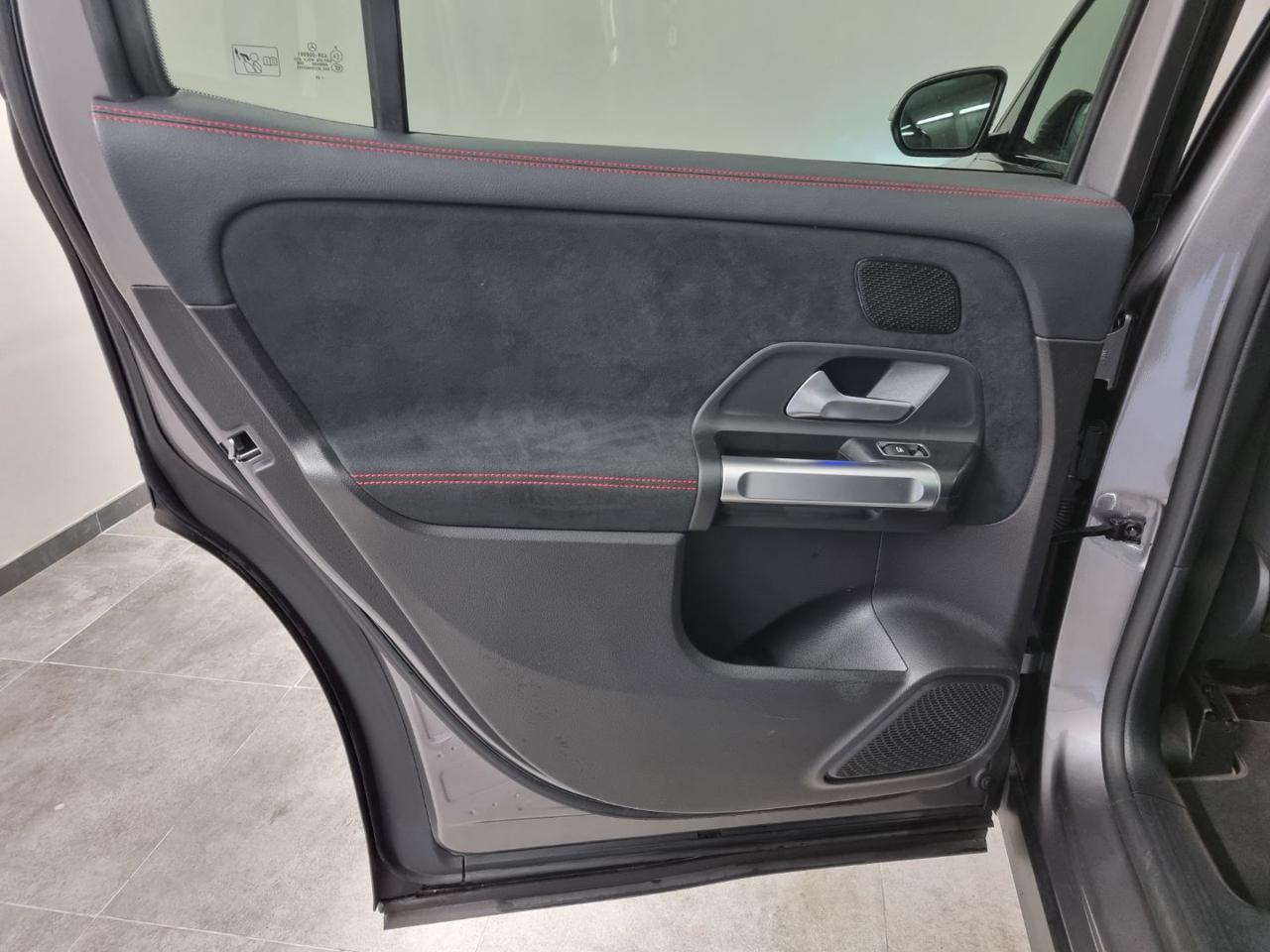 MERCEDES-BENZ GLB 250 Automatic 4Matic Premium Pack AMG - 32