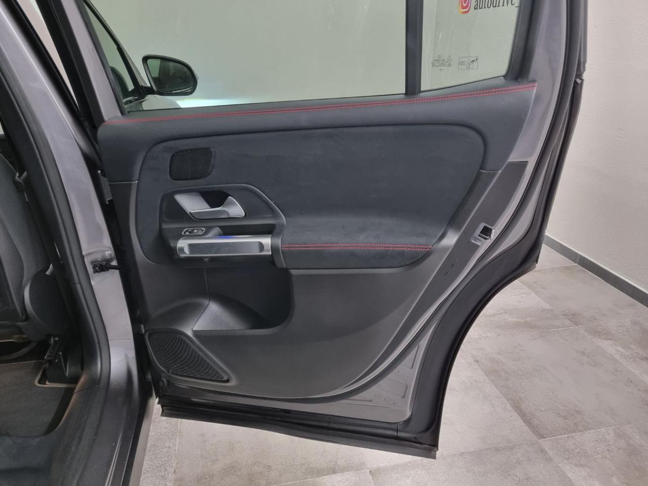 MERCEDES-BENZ GLB 250 Automatic 4Matic Premium Pack AMG - 34