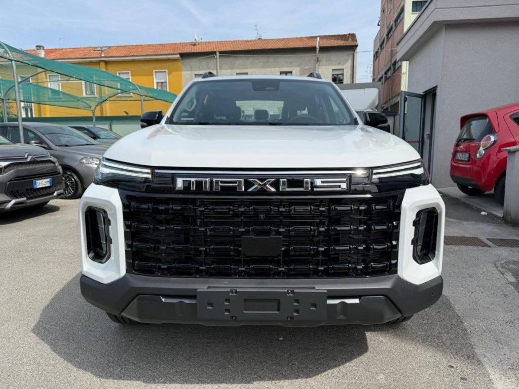 MAXUS T60 2.0 dieesl AWD Luxury double cab - 8