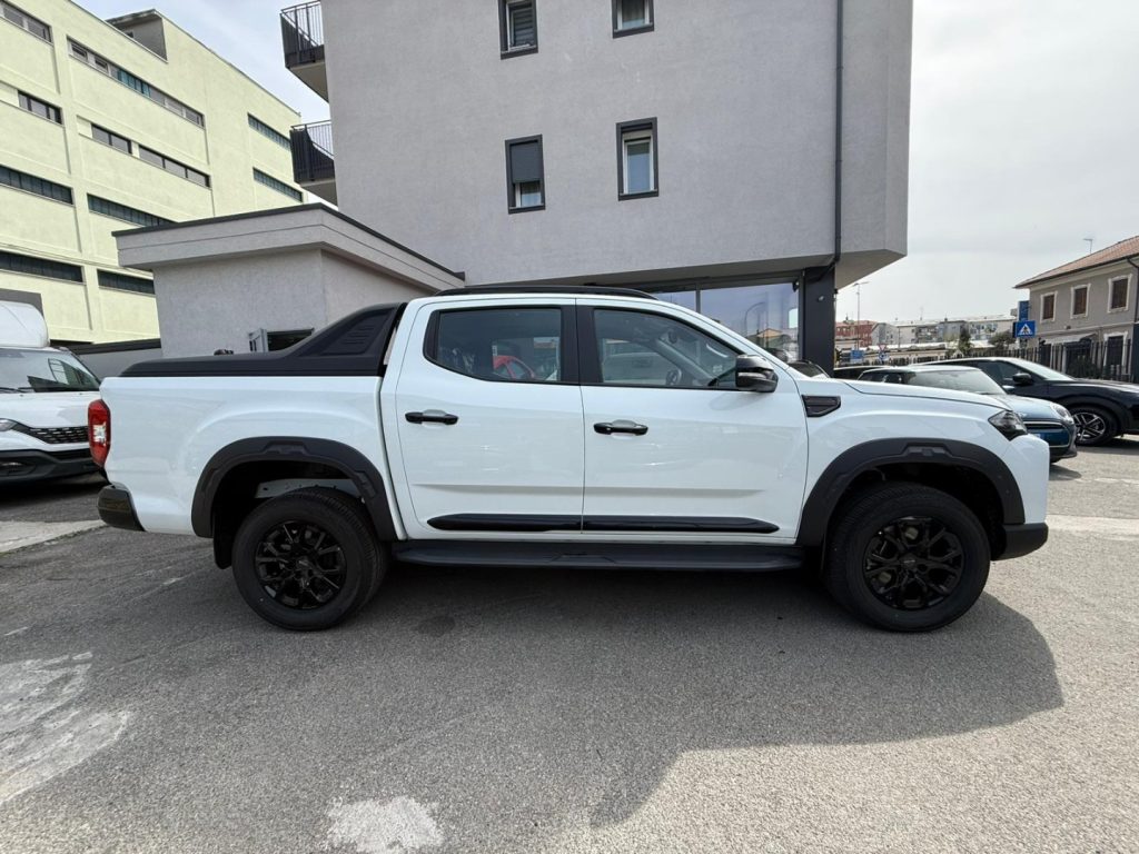 MAXUS T60 2.0 dieesl AWD Luxury double cab - 6