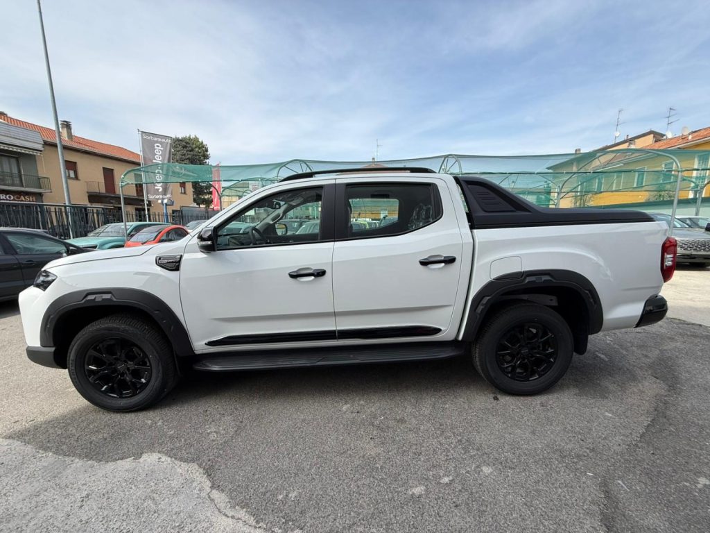 MAXUS T60 2.0 dieesl AWD Luxury double cab - 2