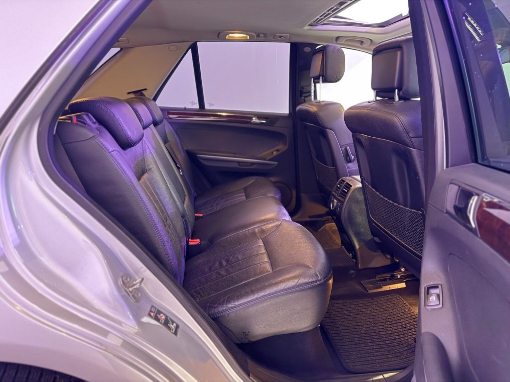 MERCEDES-BENZ ML 320 CDI Sport - 8