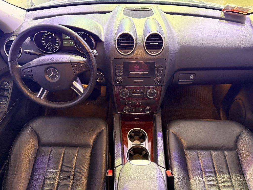 MERCEDES-BENZ ML 320 CDI Sport - 9