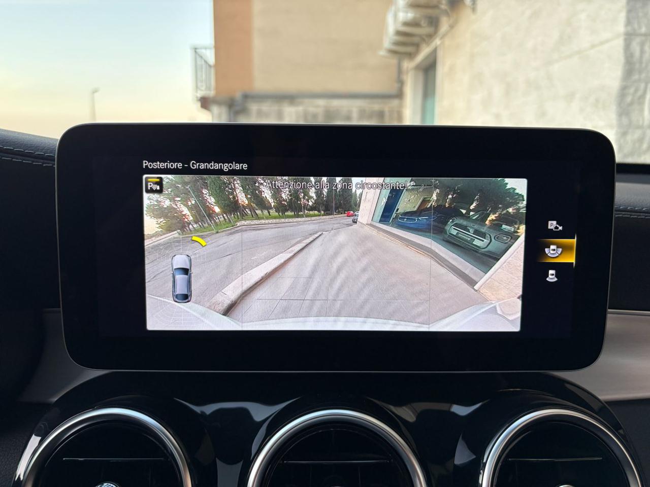 MERCEDES-BENZ GLC 220 d 4Matic Coupé Premium Plus Night Edition - 17