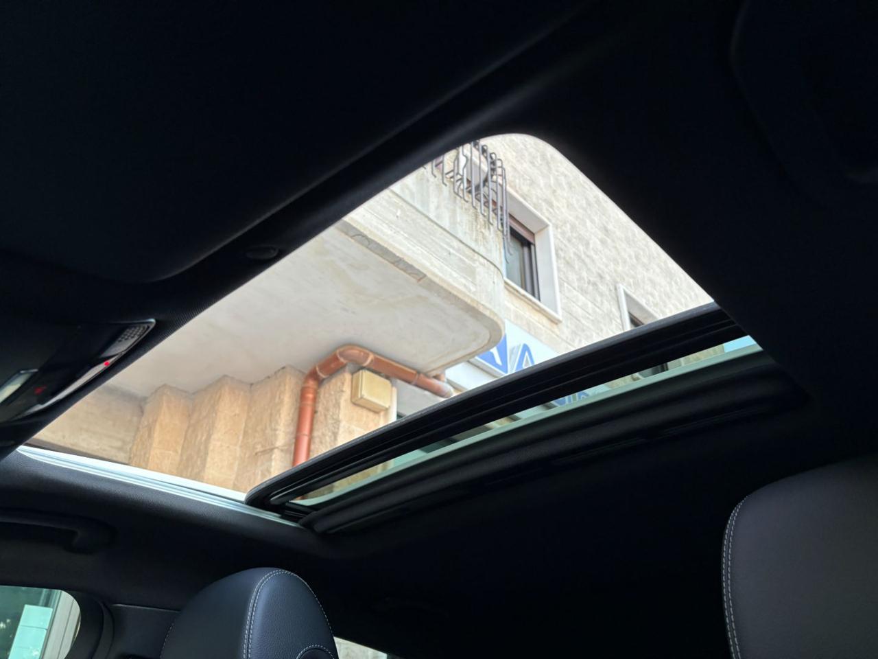 MERCEDES-BENZ GLC 220 d 4Matic Coupé Premium Plus Night Edition - 9