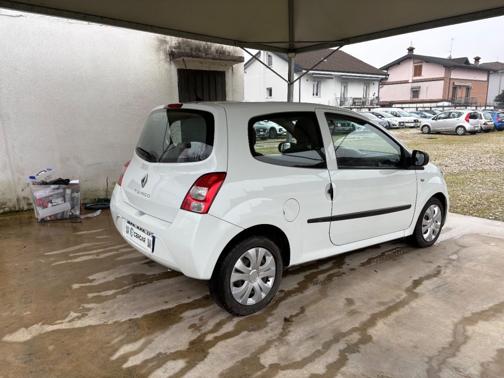 RENAULT Twingo 1.2 BENZINA EURO 5 OK NEOP NEOPATENTATI - 6