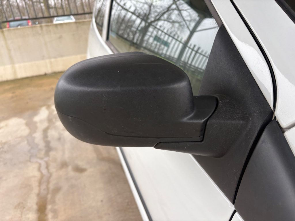 RENAULT Twingo 1.2 BENZINA EURO 5 OK NEOP NEOPATENTATI - 26