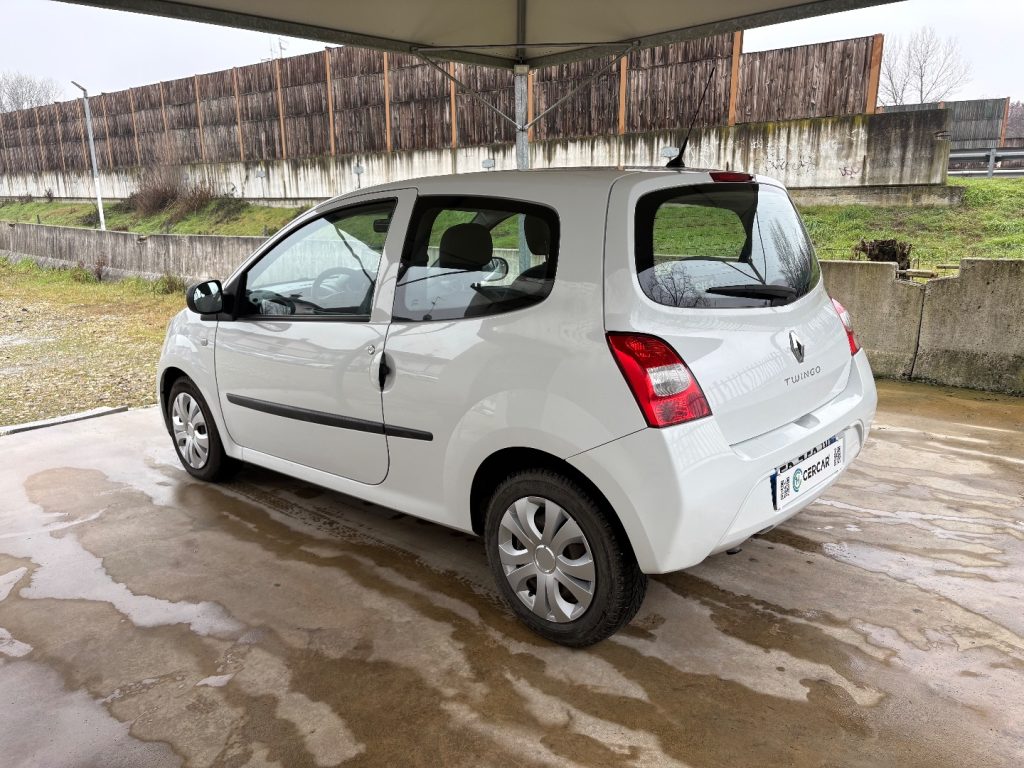 RENAULT Twingo 1.2 BENZINA EURO 5 OK NEOP NEOPATENTATI - 28
