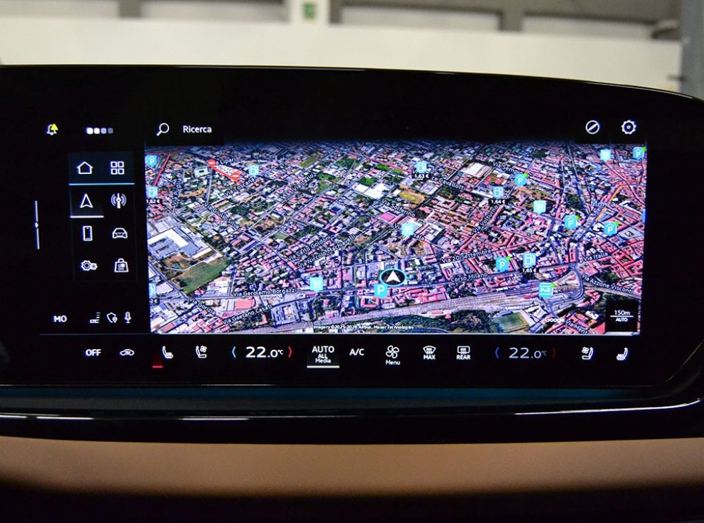 AUDI A6 Avant TFSI 270 kW S tronic quattro S line Edition - 9