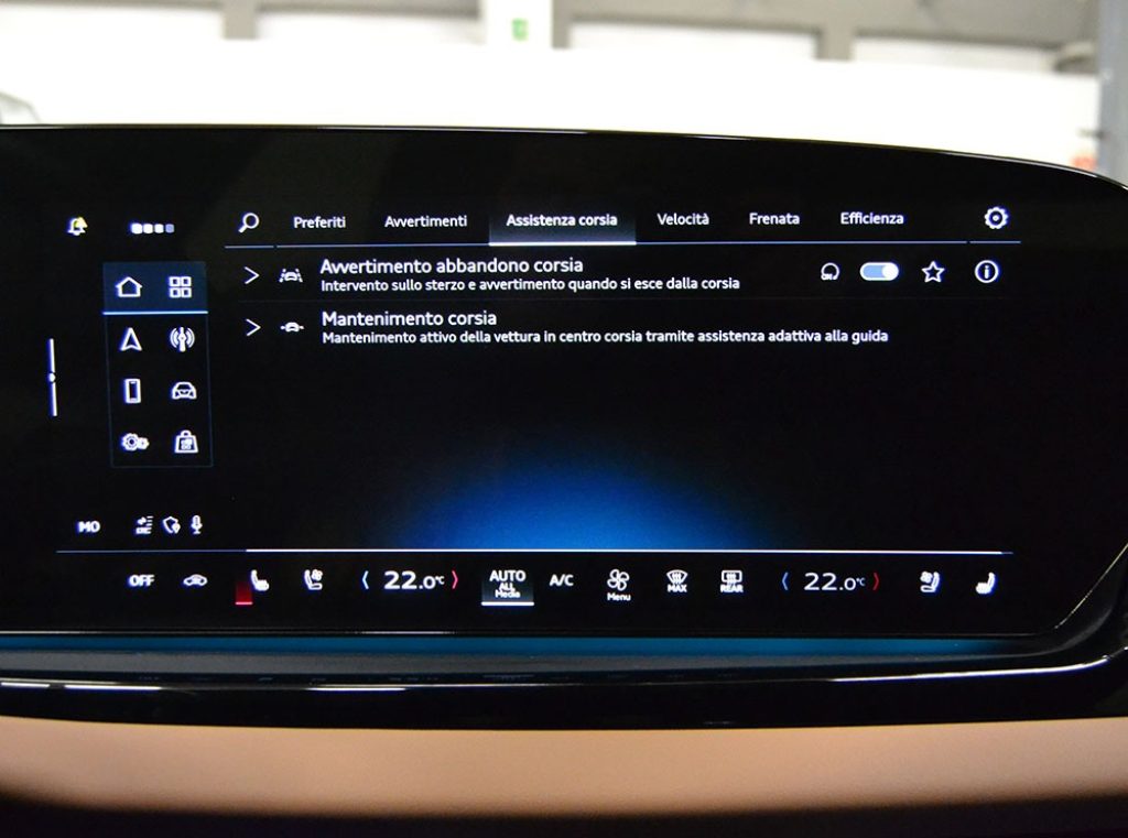 AUDI A6 Avant TFSI 270 kW S tronic quattro S line Edition - 13