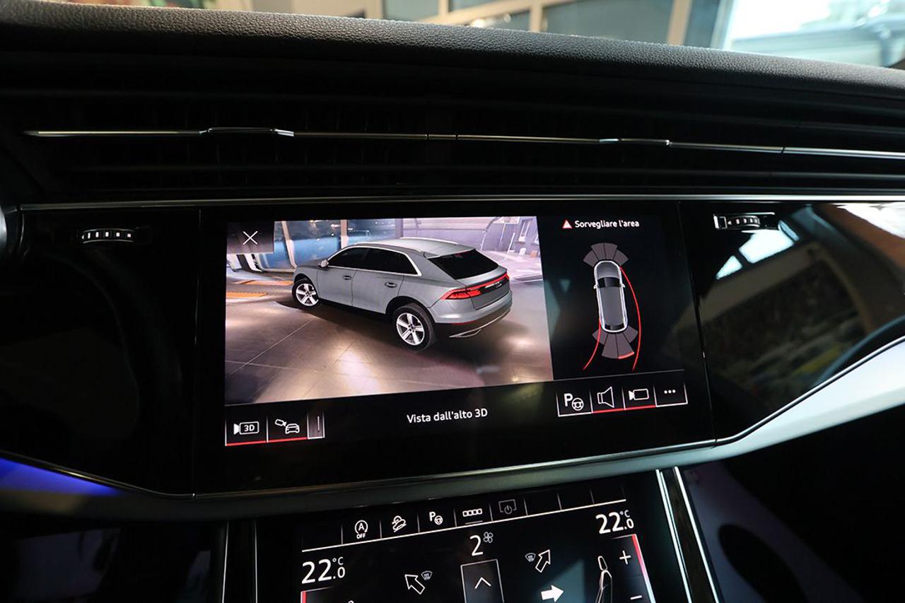 AUDI Q8 55 TFSI Quattro Tiptronic Sport S-Line - 28