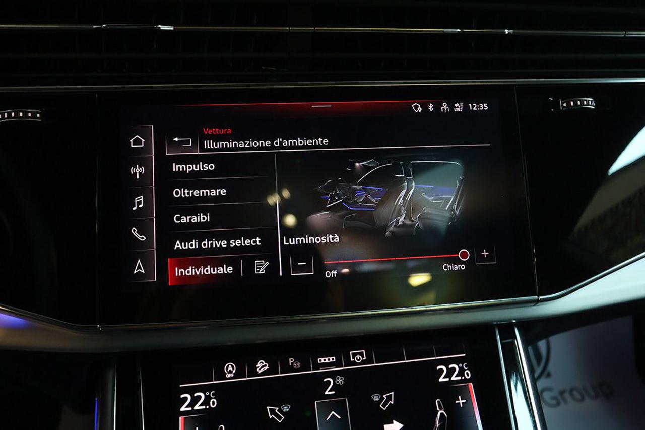 AUDI Q8 55 TFSI Quattro Tiptronic Sport S-Line - 37