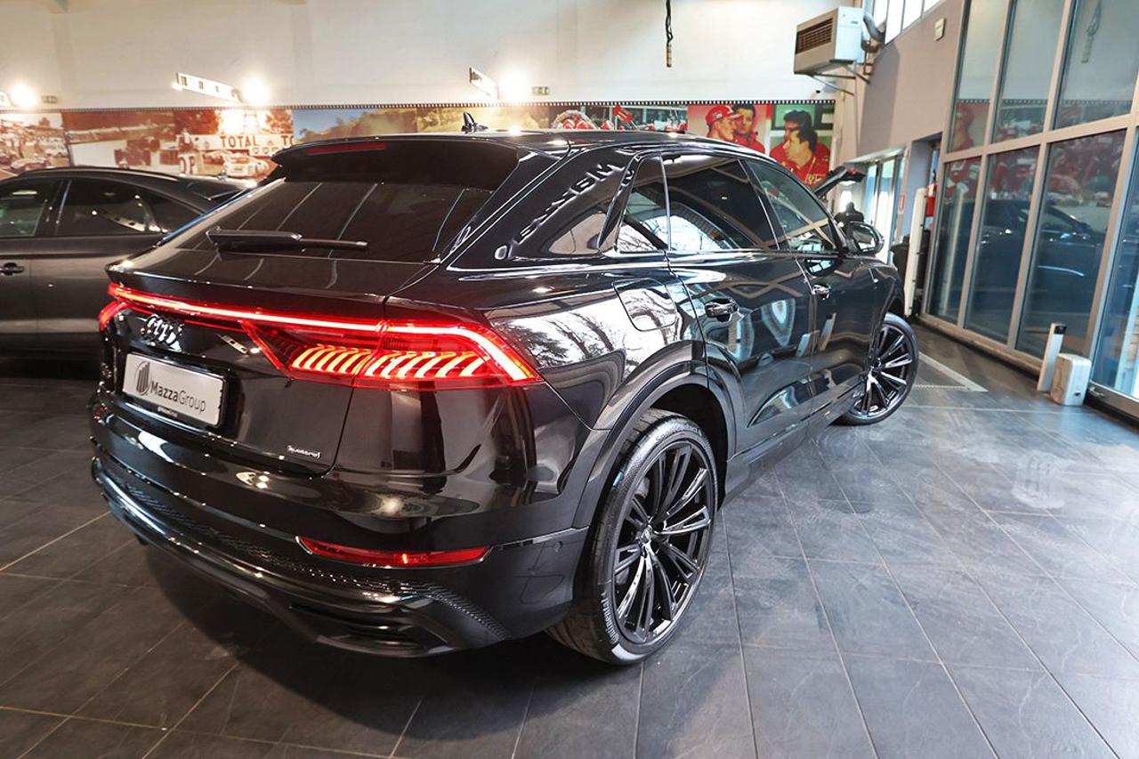 AUDI Q8 55 TFSI Quattro Tiptronic Sport S-Line - 10