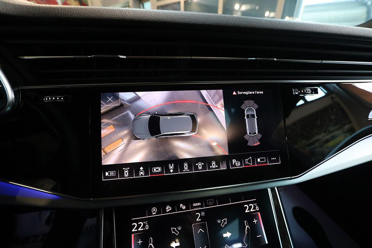 AUDI Q8 55 TFSI Quattro Tiptronic Sport S-Line - 30