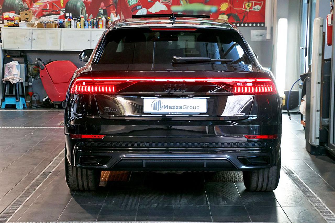 AUDI Q8 55 TFSI Quattro Tiptronic Sport S-Line - 4