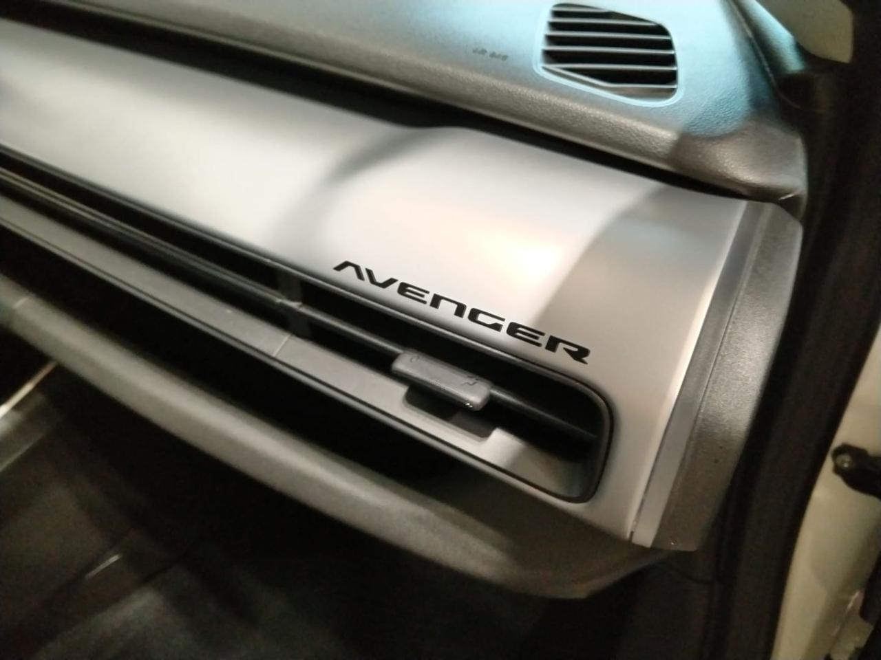 JEEP Avenger 1.2 Turbo 100 CV Summit - 4