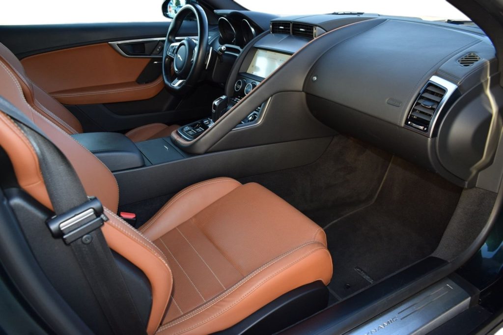 JAGUAR F-Type F-Type 2.0 aut. Coupé R-Dynamic - 10