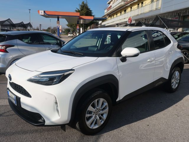 TOYOTA Yaris Cross Bianco pastello
