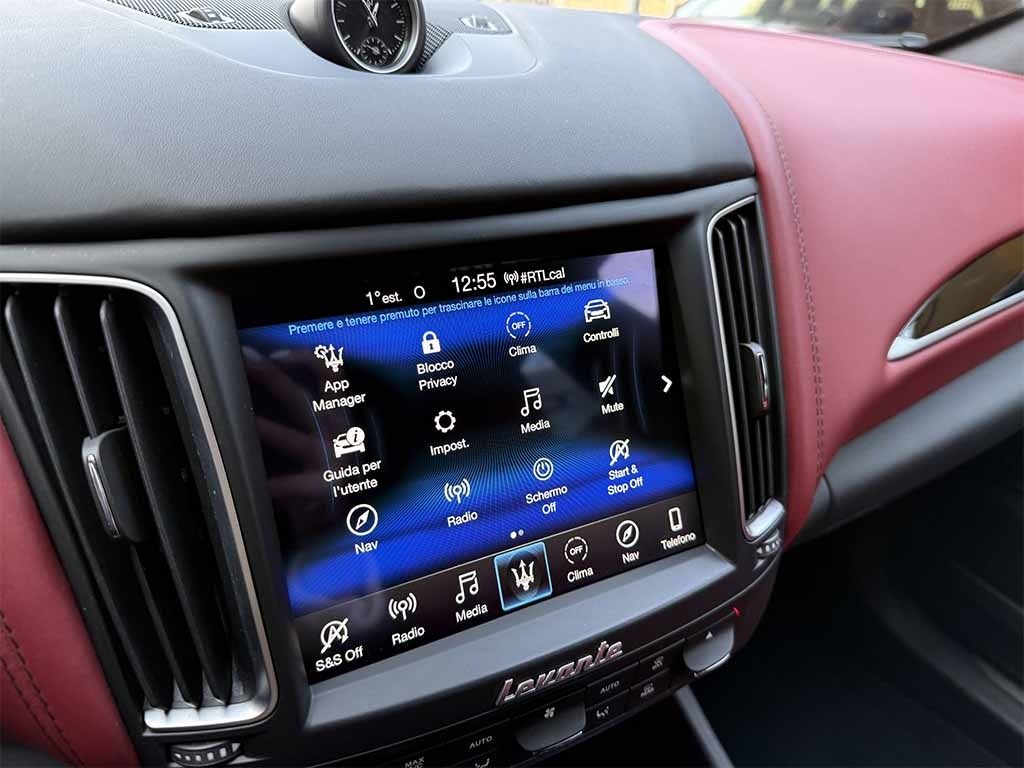 MASERATI Levante Gransport 250 CV IVA ESP TELECAM 360° CERCHI 20 - 21