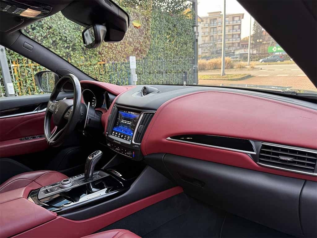 MASERATI Levante Gransport 250 CV IVA ESP TELECAM 360° CERCHI 20 - 25