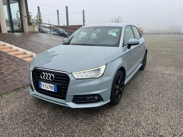 AUDI A1 Grigio scuro pastello