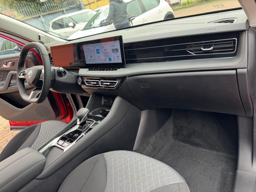 MG HS 1.5 T-GDI 170CV AUT. COMFORT - 13