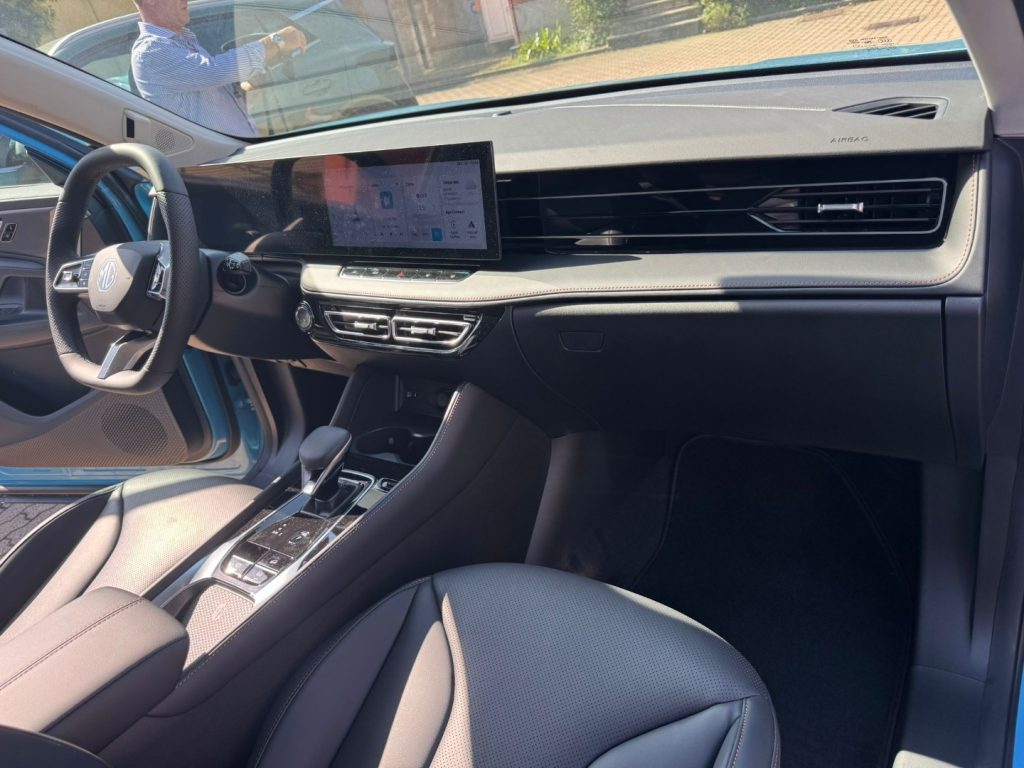 MG HS 1.5 T-GDI 170CV AUT. LUXURY - 17