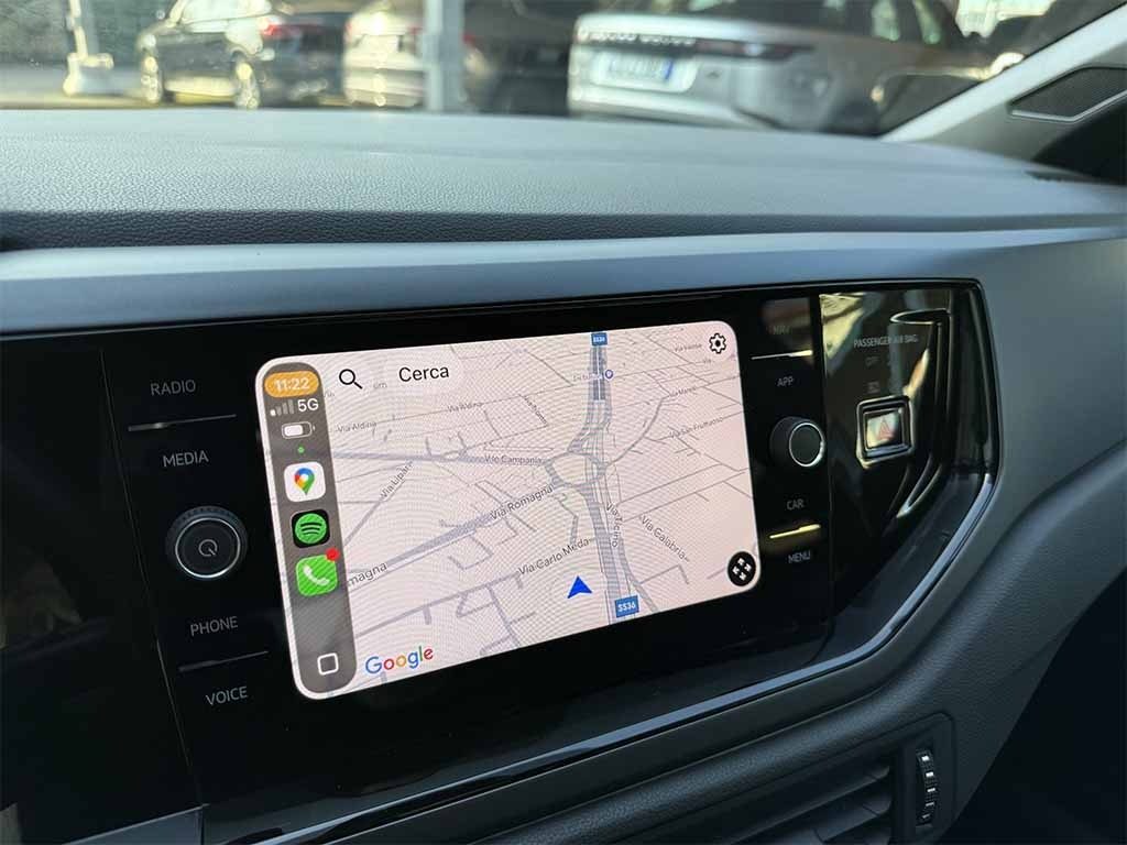 VOLKSWAGEN Polo 1.0 tsi R-Line dsg PREZZO REALE UNICO PROPRIETARIO - 22