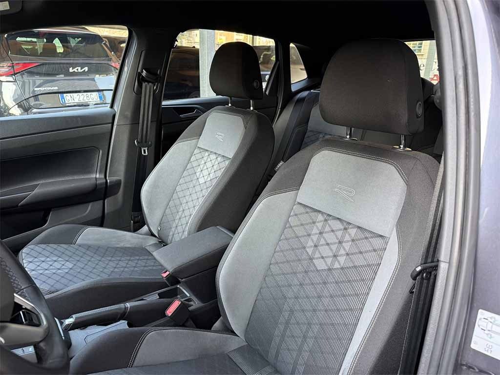 VOLKSWAGEN Polo 1.0 tsi R-Line dsg PREZZO REALE UNICO PROPRIETARIO - 25