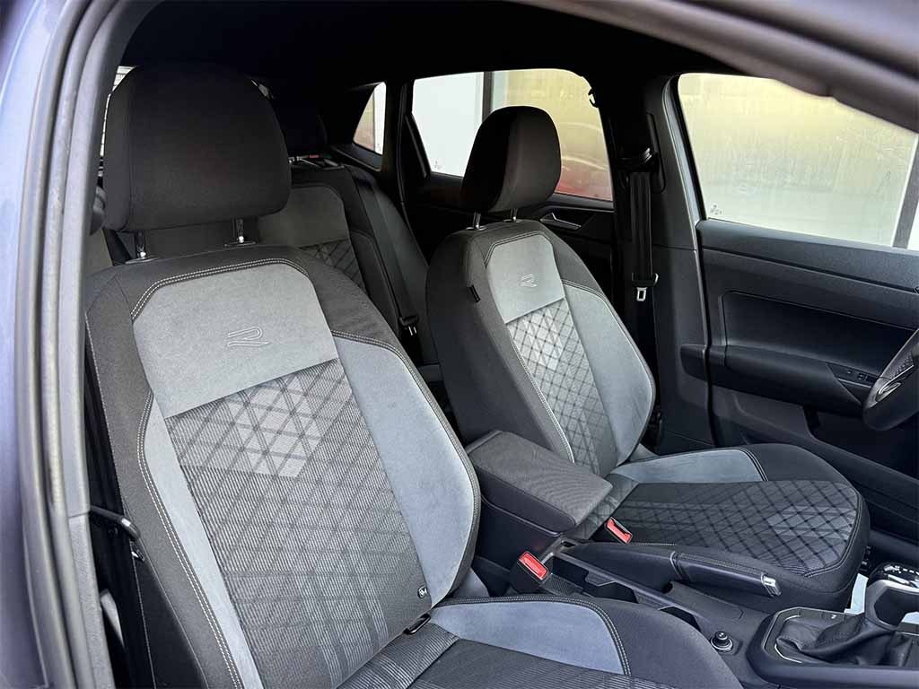 VOLKSWAGEN Polo 1.0 tsi R-Line dsg PREZZO REALE UNICO PROPRIETARIO - 26