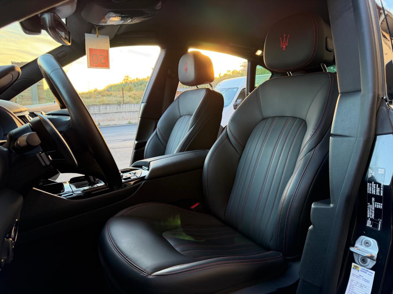 MASERATI Levante MHEV 330 CV AWD GT (FULL OPTIONAL) - 12