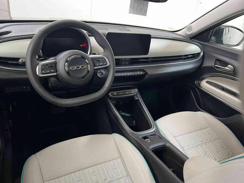 FIAT 600 Hybrid 100 CV DCT MHEV La Prima - 3