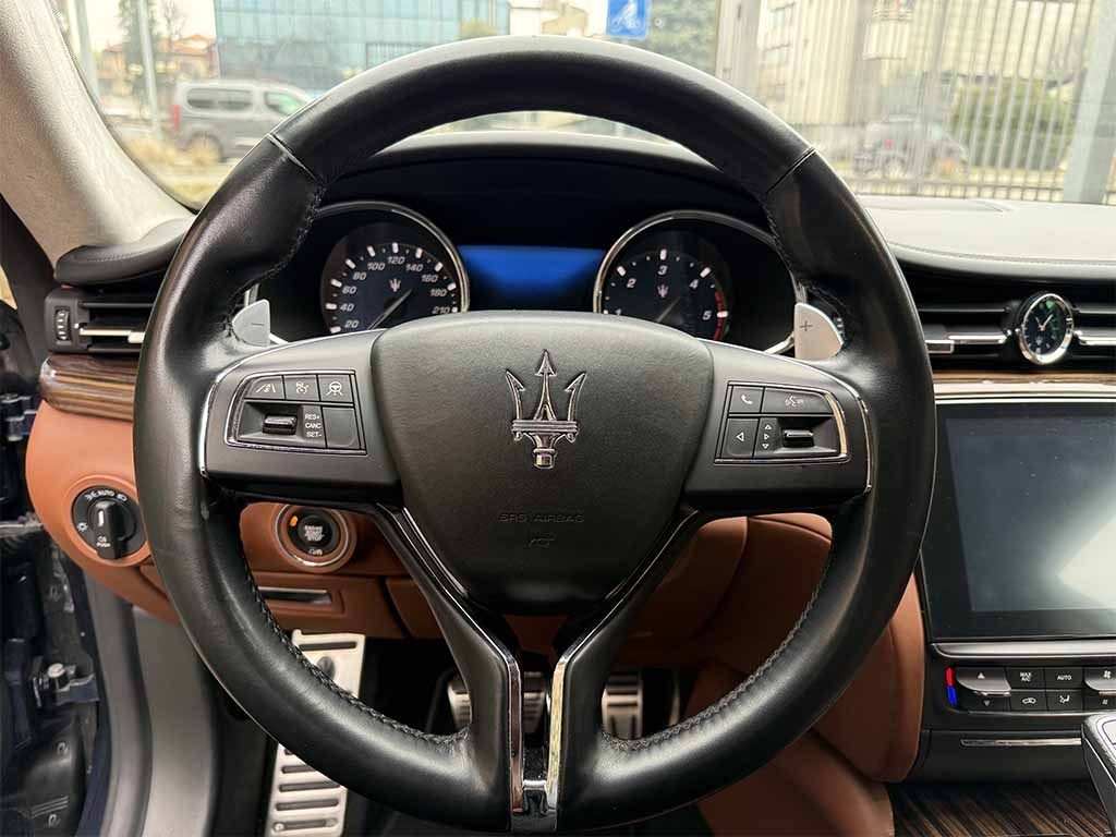 MASERATI Quattroporte Granlusso TETTO APRIBILE TELECAMERA 360 IVA ESP - 16