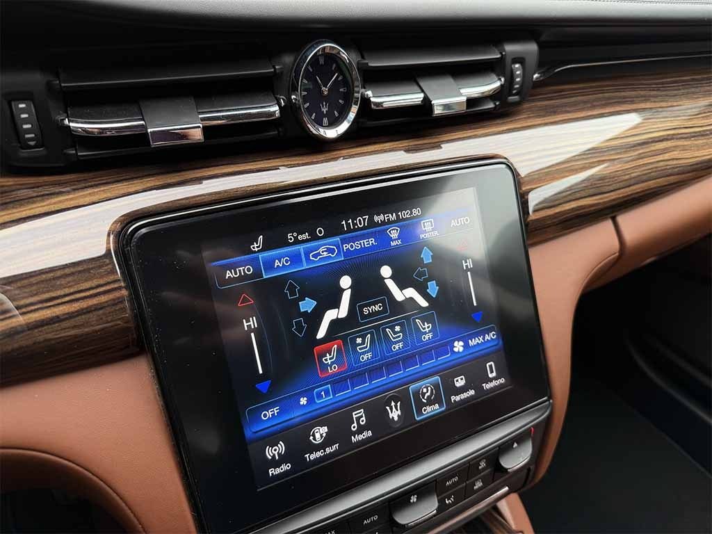 MASERATI Quattroporte Granlusso TETTO APRIBILE TELECAMERA 360 IVA ESP - 29